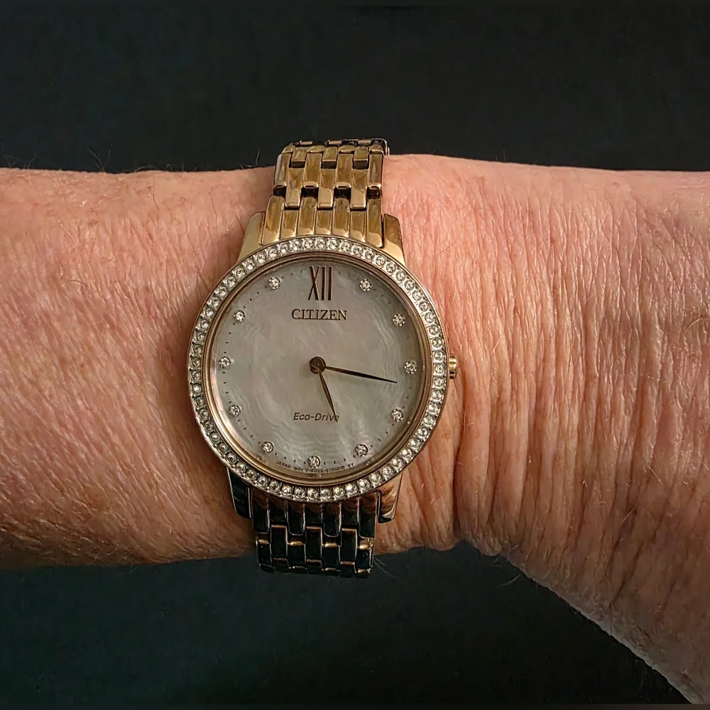 Citizen Ladies Eco Drive Strawberry Gold Watch EUC - Picture 3 of 16